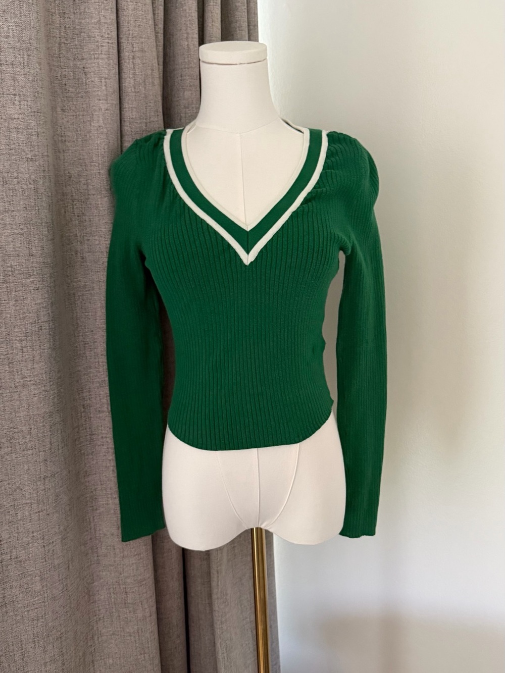 BDG Emerald Green V-Neck Ribbed Sweater with White Trim